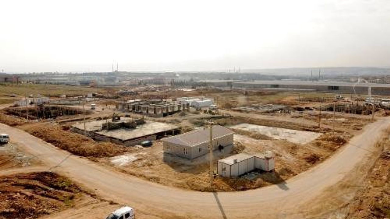 Gazikent'e yapılan 660 konut 1 yıl içinde sahibine teslim edilecek