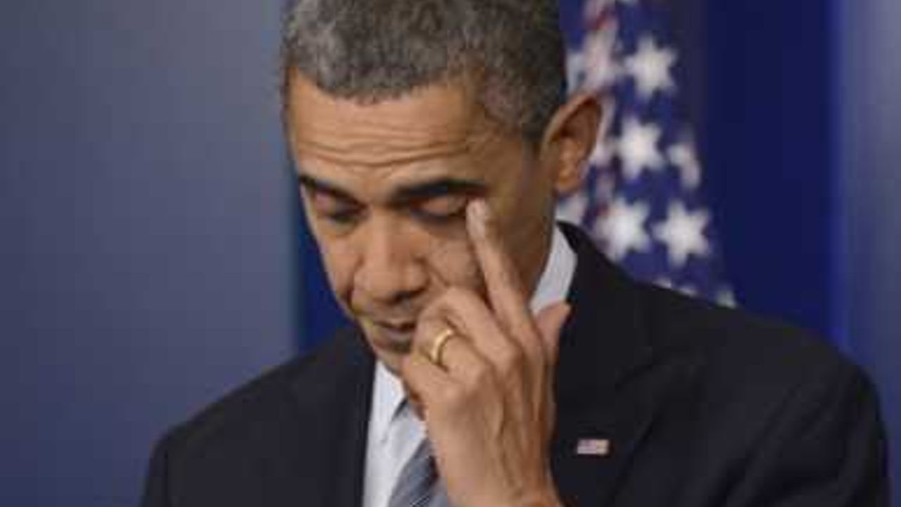 Obama, ilkokul saldırısıyla ilgili açıklamasında gözyaşlarını tutamadı