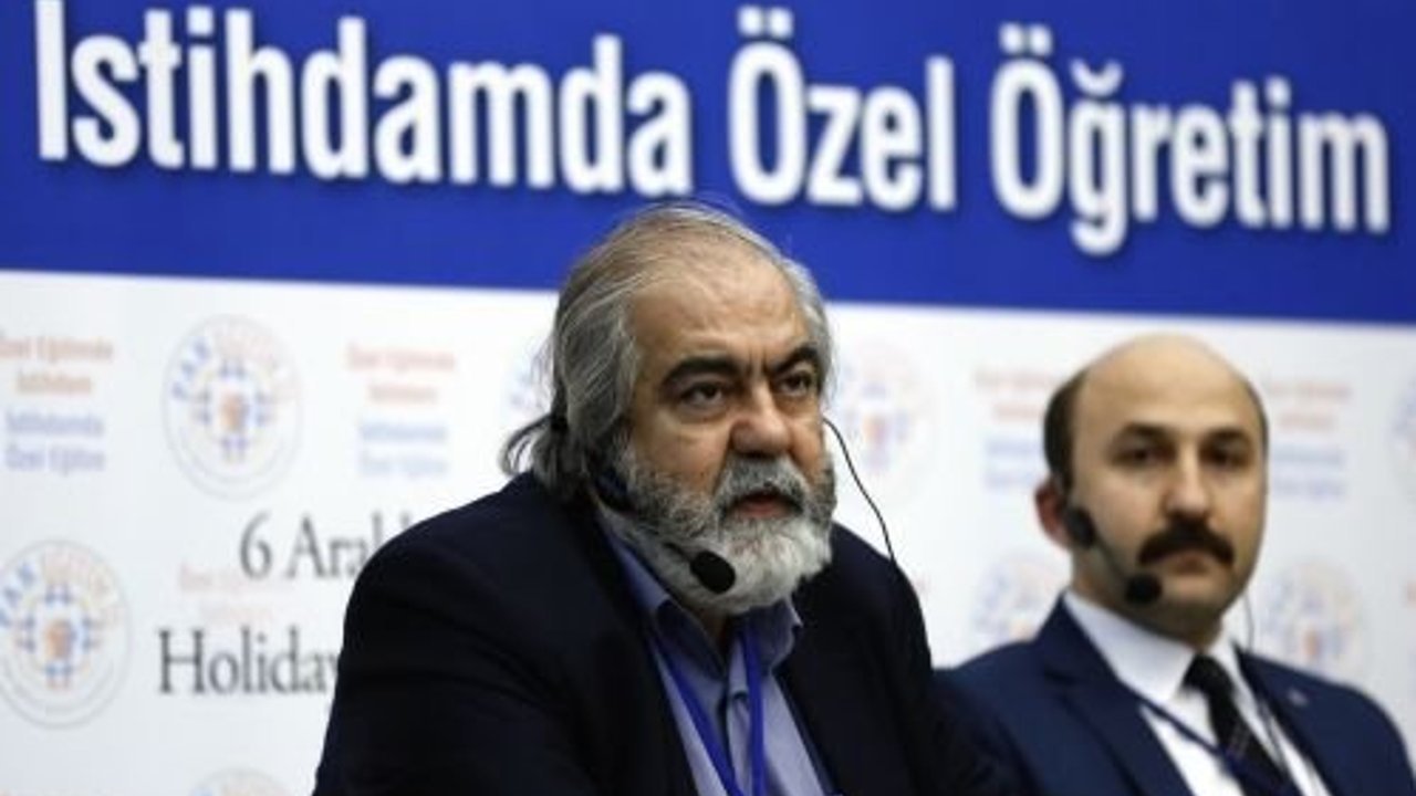 Pak Eğitim İş: 15 yılda değişen milli eğitim bakanı 7, değişen sınav sayısı 20