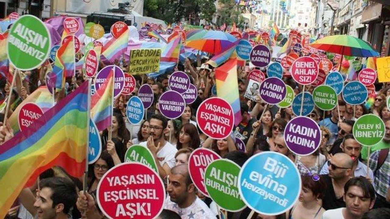 AB Dayatmalarının Sonuçları Olan LGBT Faaliyetleri Tam Gaz