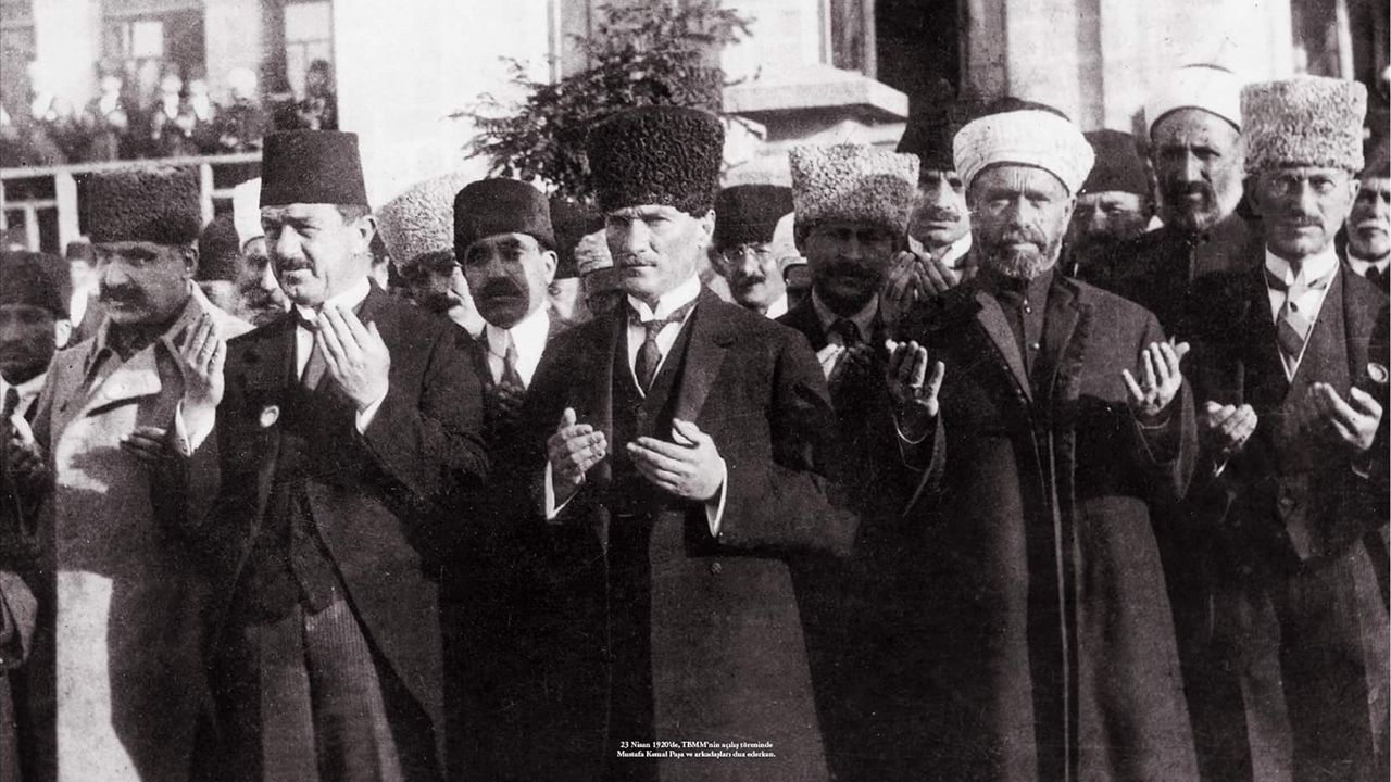 Hutbelerde Atatürk'ün adının anılmasını, Atatürk mü yasakladı?