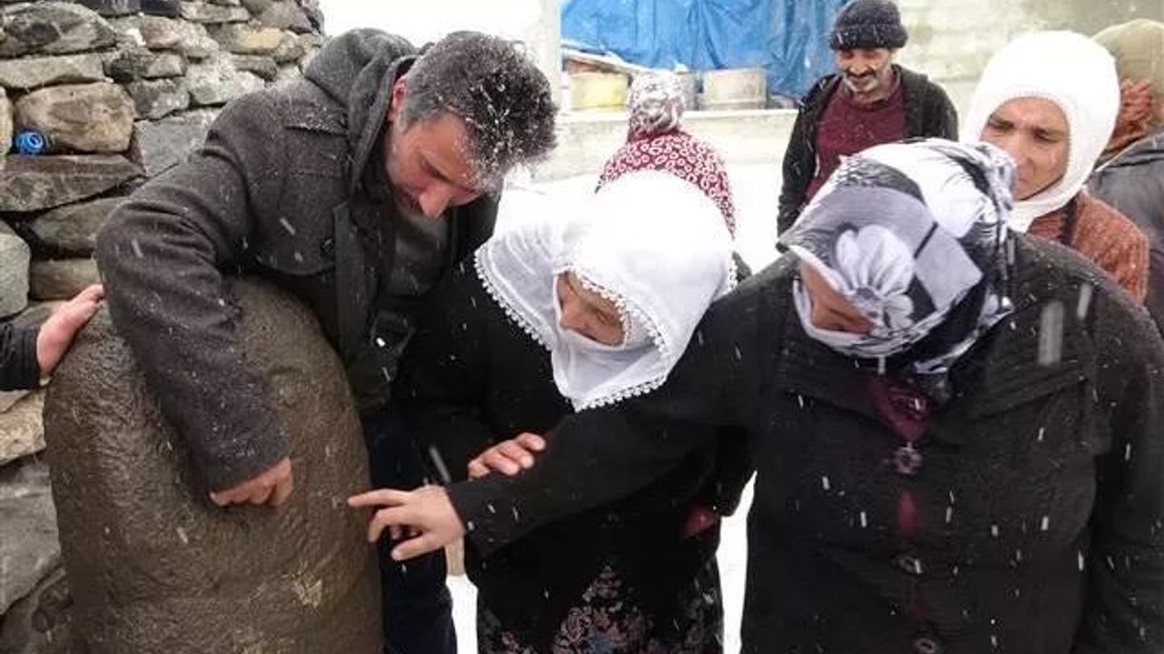 Erzurum'da Kıpçakların mezar taşı 'taşbaba' bulundu