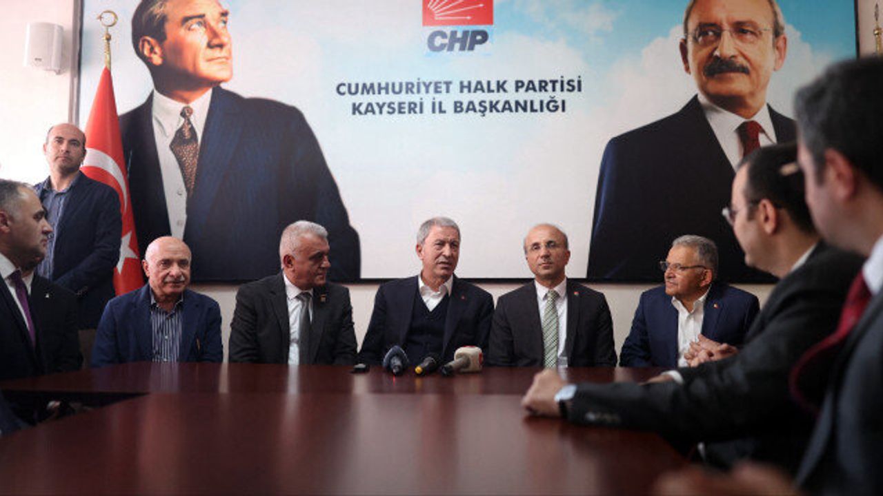Hulusi Akar, CHP ve İYİ Parti Kayseri il başkanlıklarını ziyaret etti