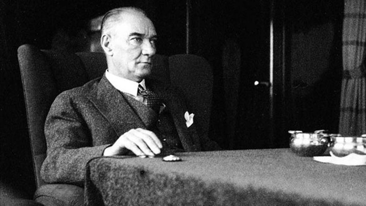 Atatürk’ün tüm mal varlığını Türk milletine bağışlamasının hikayesi