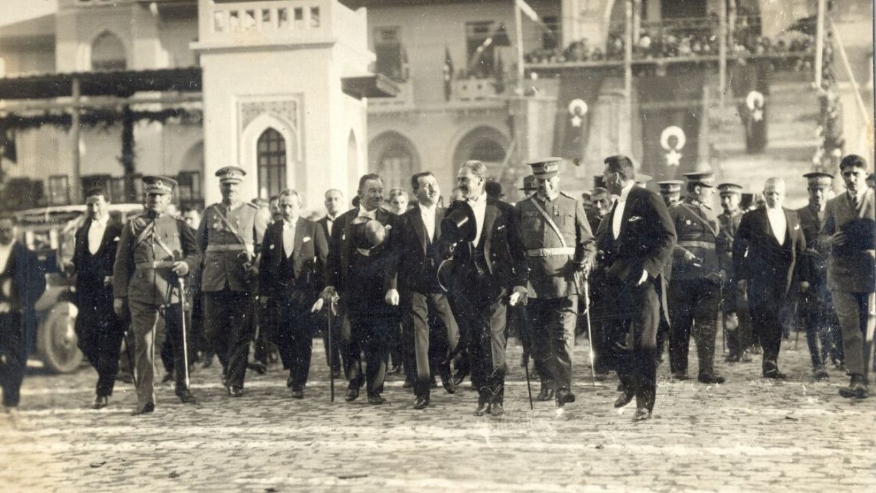 29 EKİM'E adım adım.. Neden 30 değil de 29 Ekim?