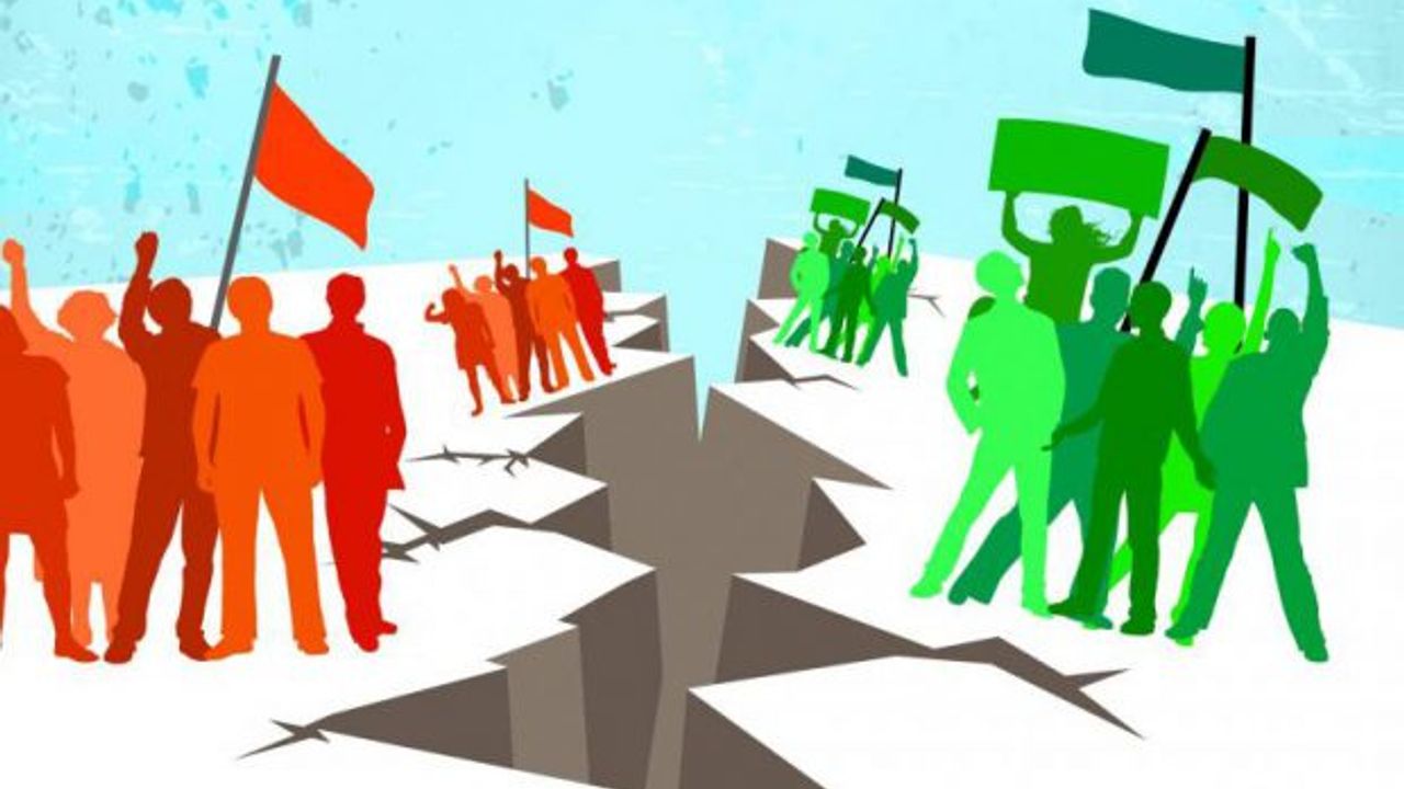 Siyaset Hiç Bu Kadar Rezil Sefil Çaresiz Ve Utanılacak Olmamıştı!