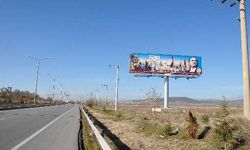 Uşak'ın simge fotoğrafı, İzmir-Ankara yoluna tabela olarak koyuldu