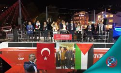 CHP 56. buluşmasını Eyüpsultan’da Filistin için yaptı