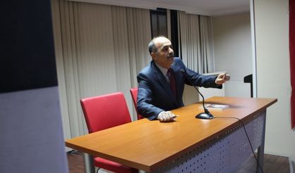 SABRİ ŞENEL'İN İMZA GÜNÜNDE  DUYGU DOLU SAHNE YAŞANDI!