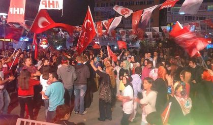 AKP'YE VEDA GECESİ