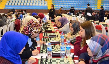 Bölge Satranç Turnuvası Erzurum'da başladı