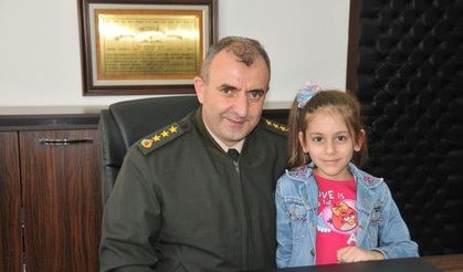 Minik komutandan görevli askere 'çocukların korunması' emri