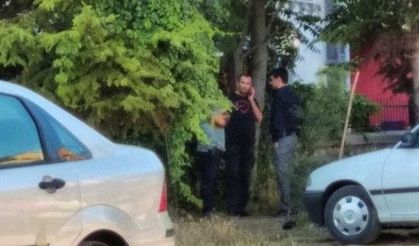 Polis, kümbet avlusunda uyuşturucu madde aradı