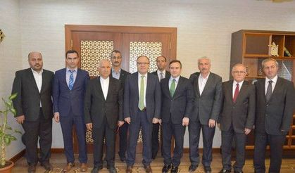 Siirt Vakfı’ndan Vali Tutulmaz’a ziyaret