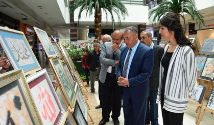 Tatvan'da resim sergisi açılışı