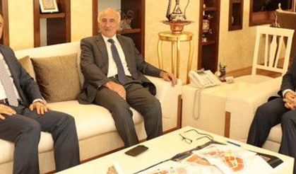 Vali Altıparmak ve Odabaş'tan veda ziyareti