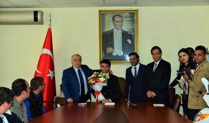 Vali Şentürk: Kırşehir'de bin 650 engelliye evde bakım yardımı yapılıyor