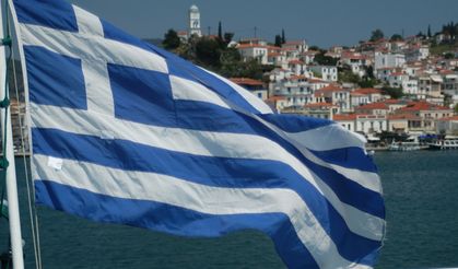 Ege adalarını silahlandıran Atina, Müslüman Türk azınlığa baskı uyguluyor