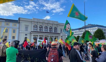 Bir skandal daha! NATO'ya üye olmak isteyen İsveç'te PKK yandaşları gövde gösterisi yaptı