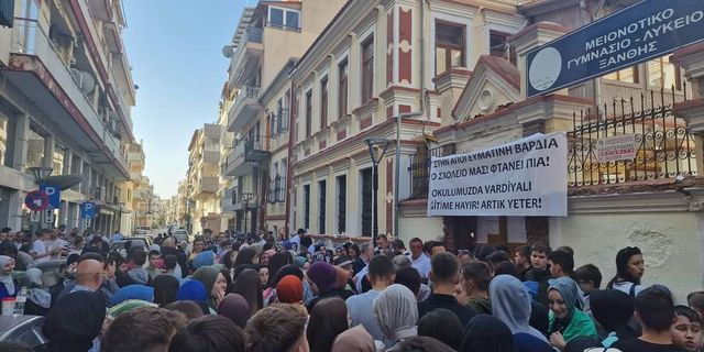 Batı Trakya Türkleri'nin Yunanistan’ın eğitim hakkını ihlal etmesi protestoları sürdürüyor