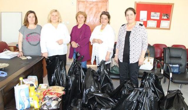 Iğdır’da Türk Kadınlar Birliği Derneği gıda yardımı yaptı