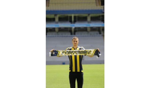 Neustadter'den Fenerbahçe'ye 3 yıllık imza