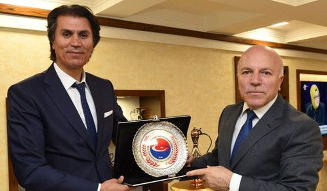 Türkiye Curling Federasyonu yönetiminden Başkan Sekmen'e ziyaret