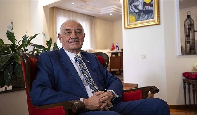 Paraguay'ın Ankara Büyükelçisi Ceferino Valdez ve eşi Türkçe öğrendi