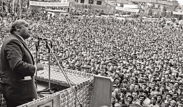 Süleyman Demirel’den bir miting anısı!