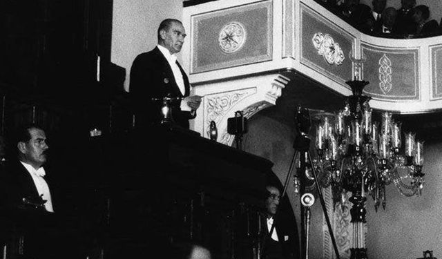 Atatürk’ün ilk bakanlar kurulu toplantısı konuşması