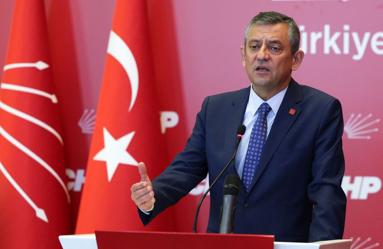 Sayın Özgür Özel, seçmenlerinin ve milletin umudunu tüketme..