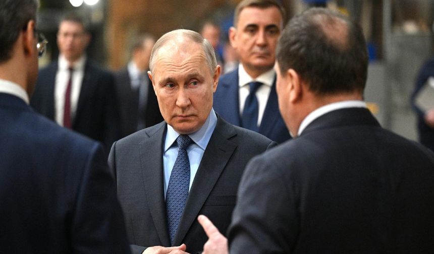 Putin’den sürpriz hamle! Rusya’dan kimi kovdu?